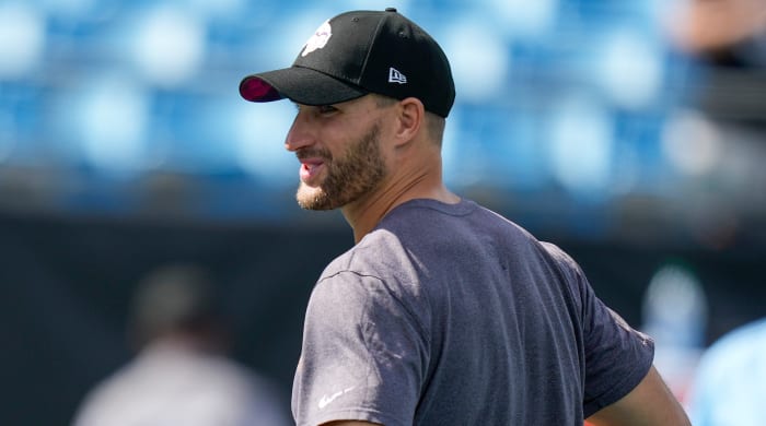 QB Kirk Cousins looks on during a practice